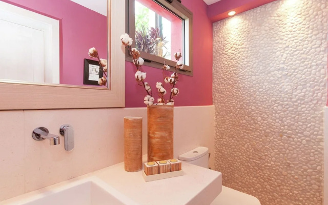 Vibrant Villa in San Bartolomé de Tirajana With Swimming Pool