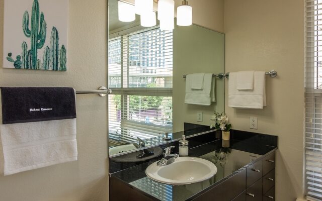 Reverchon Park Apartments by Frontdesk