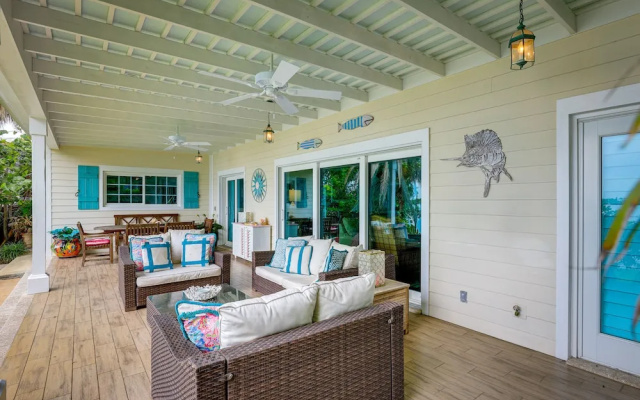 Waterfront Stuart Home on St Lucie River!
