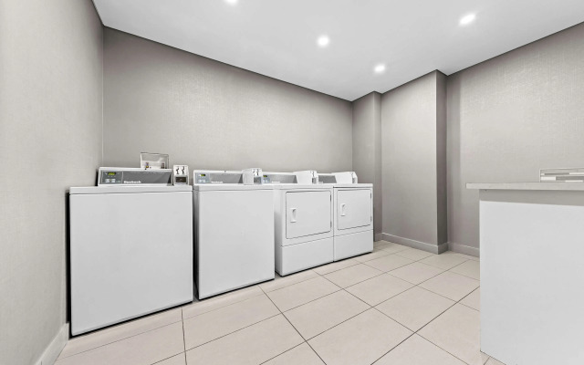 Best Western Plus Airdrie Gateway