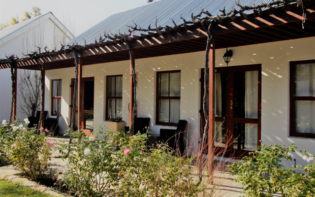 Mimosa Lodge