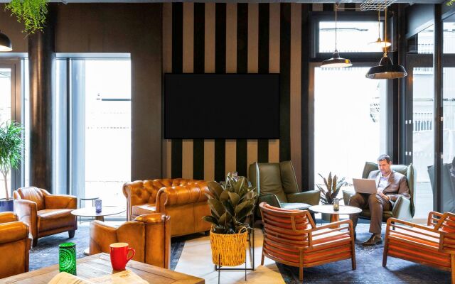 ibis Styles Puteaux Paris La Defense