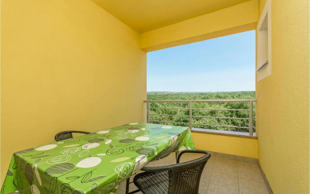 Six-Bedroom Holiday home in Perci