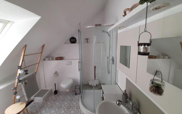 Lovely Apartment in Roes With a Terrace