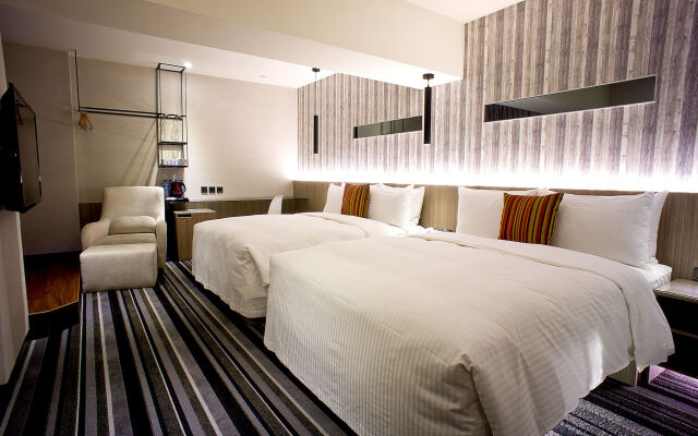 Via Hotel Zhongxiao