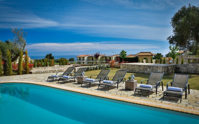 Nefeli Villas and Suites