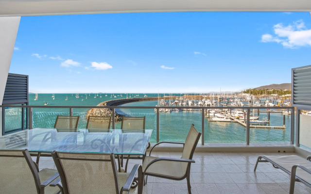 Peninsula Airlie Beach