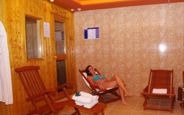 Lídia Hotel Wellness and Restaurant Harkány