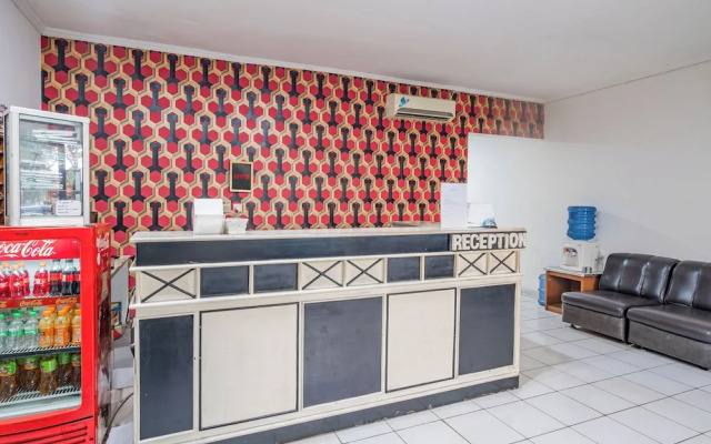 Collection O Hotel Sanira