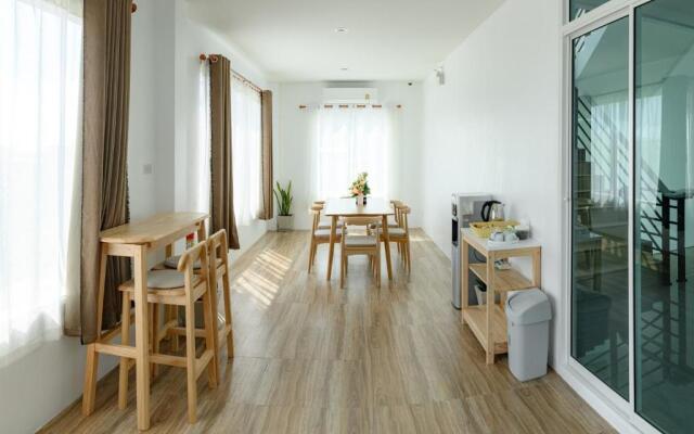 Munruk Hostel