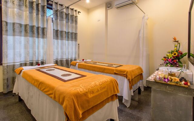 Tropical  Beach Hoi An Resort