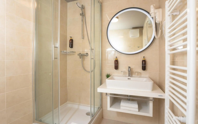 Family Hotel Adria