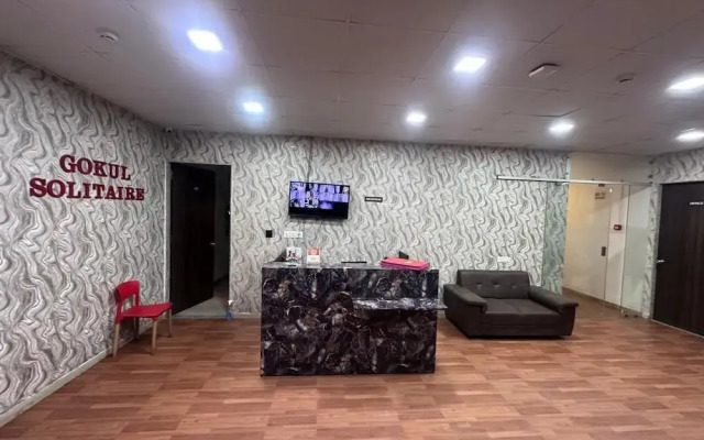 Oyo 42609 Townhouse Gokul Solitaire VIP Road