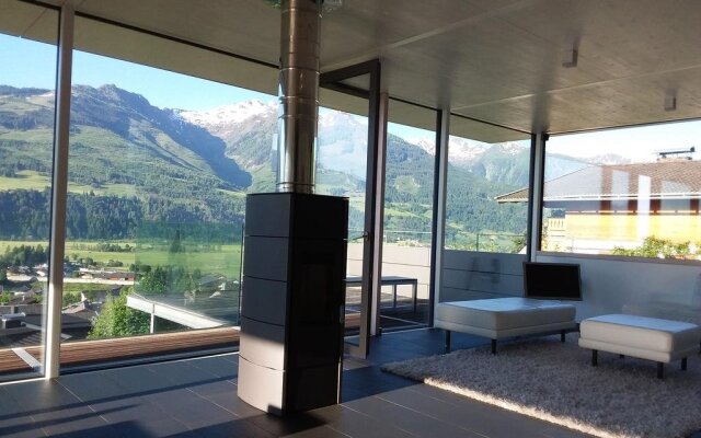 Glas House - Design Holiday Home
