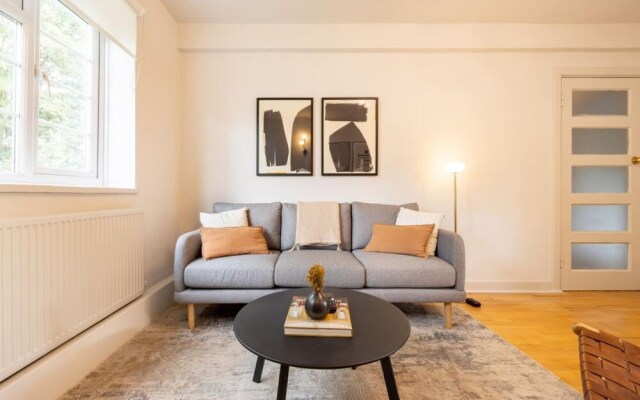 The Ealing Secret - Adorable 1bdr Flat With Balcony