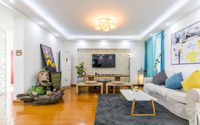 Lazy Apartment - Joy City