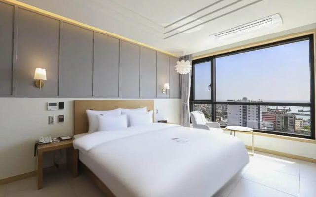 H Avenue Hotel Gijang Ilgwang