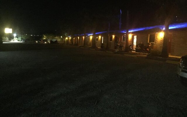 La Siesta Motel & RV Resort