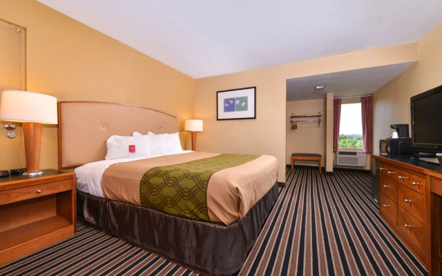 Econo Lodge Inn & Suites Gilbertsville