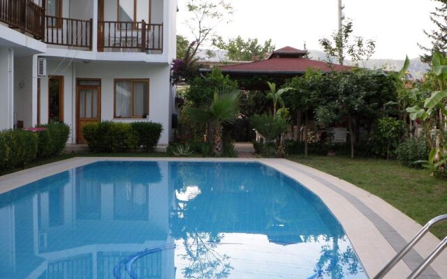 Sehrazat Hotel