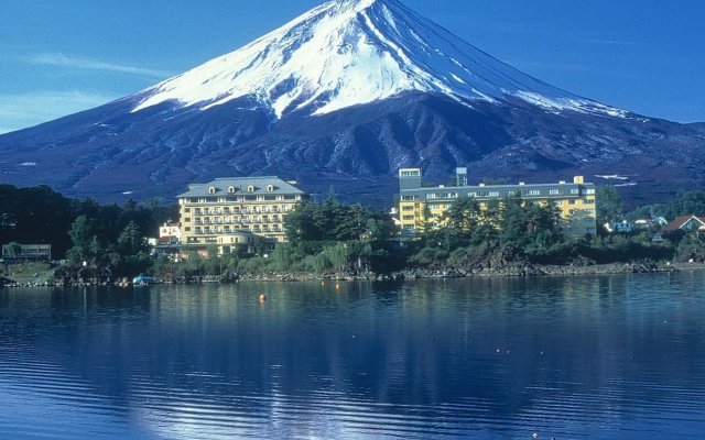 Mt. Fuji Resort Club-YUI-