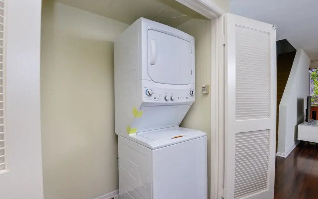 Pelicanstay in Downtown San Diego