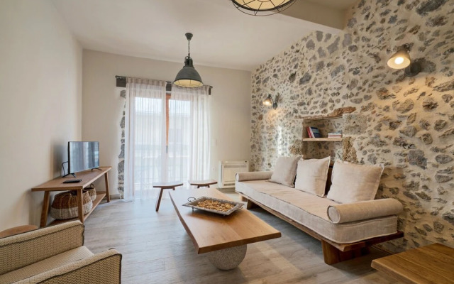 Traditional & Luxury, only few km from sea #2