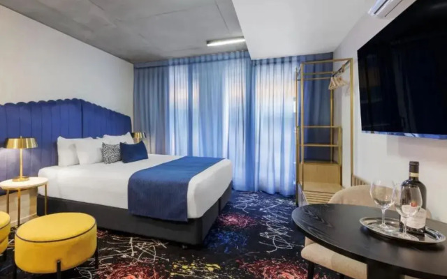 Oaks Melbourne St Kilda Road Hotel