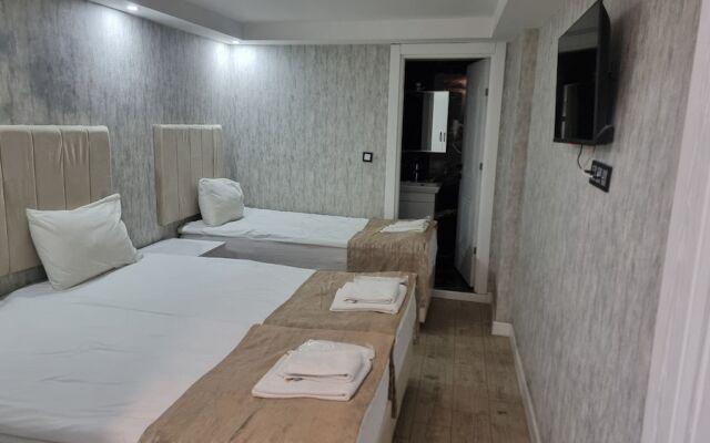 Diamond Pruva Hotel