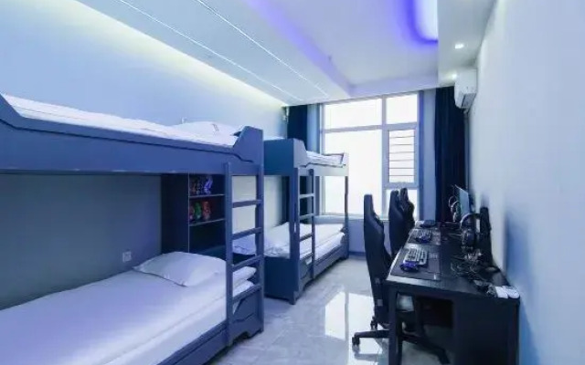 Xiaoyi Binguo E-sports Theme Apartment