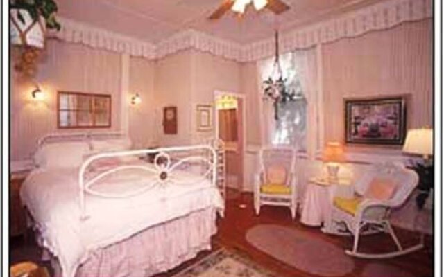 A Victorian Garden Inn