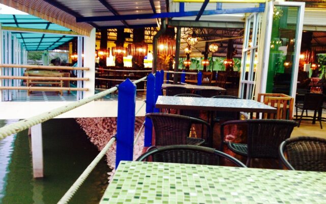 Aranyaprathet Riverside Resort