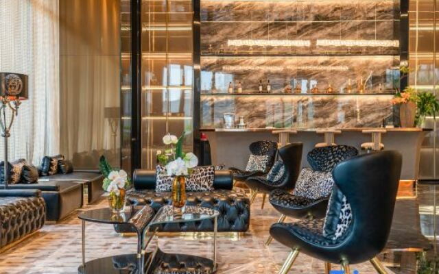 Rezen Hotel Shanghai Pudong Street（Lujiazui Riverside Center）