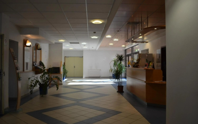 Kyriad Direct Montauban Centre - фото 2