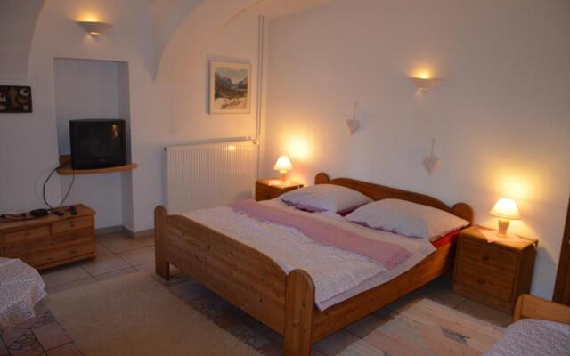 Růžová chalupa u Šimánků