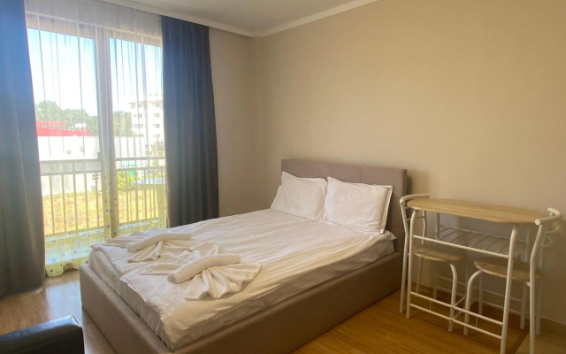 Private Studio SUMMER BREZE 204