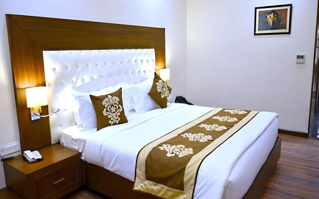 Hotel Seven Hills Tower