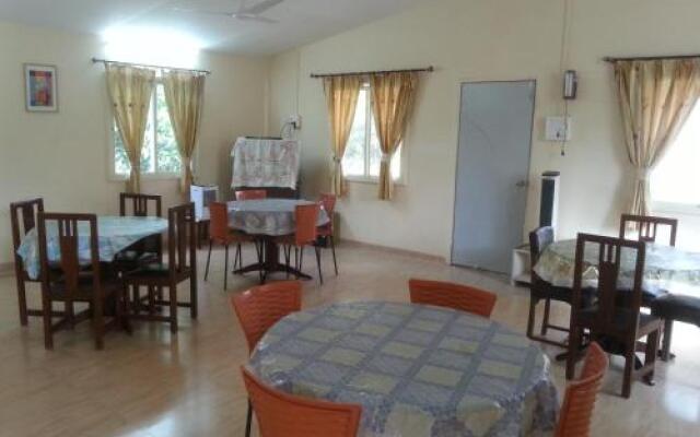 Naturals Resort Devlali