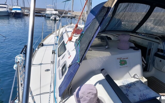 Captivating 2-bed Villa in Forio - Enjoy a Yacht