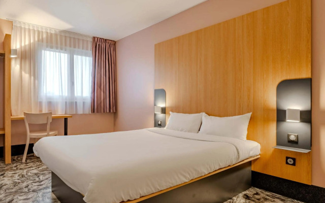 B&B HOTEL Maubeuge Louvroil