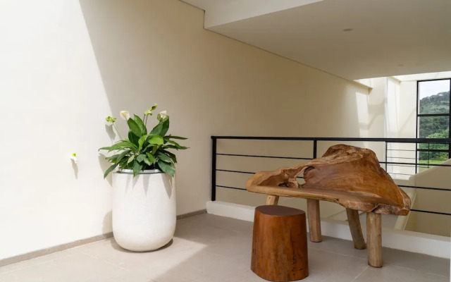 JadenHill CityView 8BR Villa Heated Pool+Movieroom