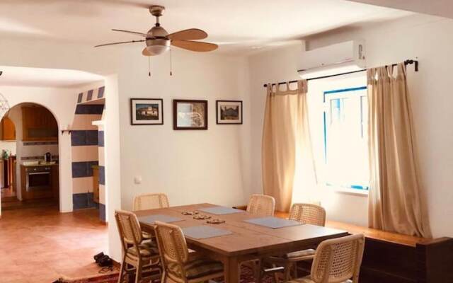 Omontinho - 4-bed House With Pool in Melides