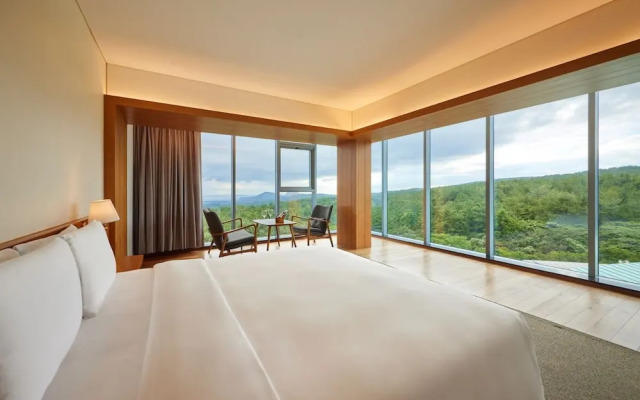We Hotel Jeju