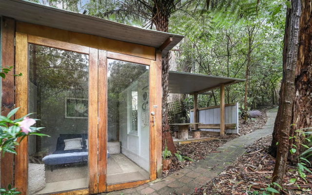 Fernview on Falls – Outside – Melbourne