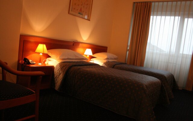 Hotel Excelsior