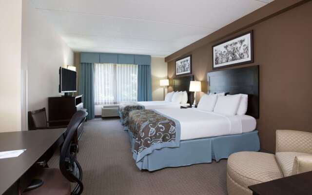 Wingate by Wyndham Raleigh South / Garner