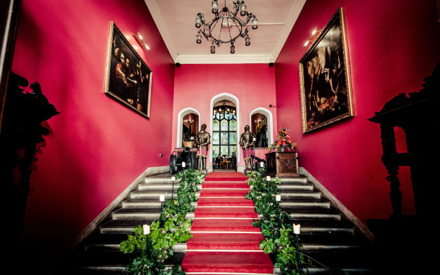 Kinnitty Castle Hotel