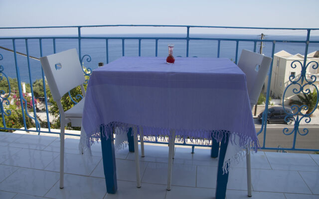Achlia Hotel