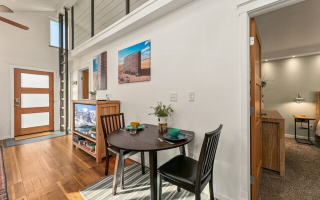 Vibrant Downtown Bungalow – Walk Everywhere!