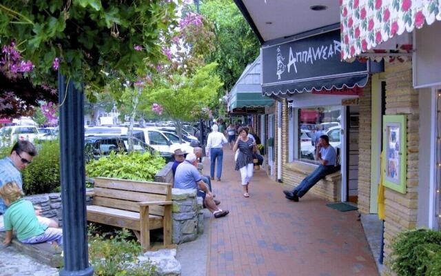 North Carolina Mountain Retreat